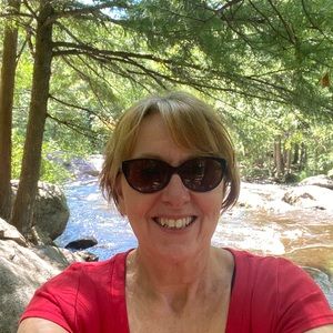 Meet your Posher, Linda